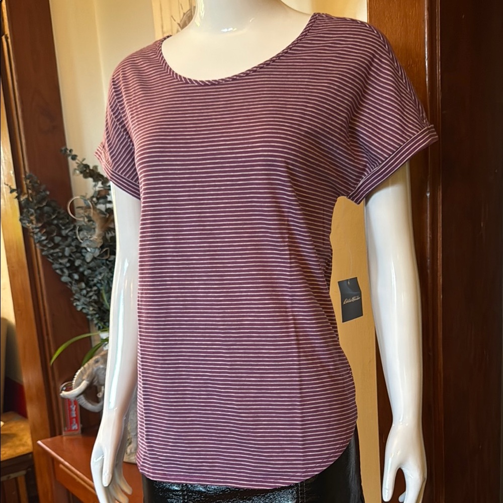 NWT Eddie Bauer size small purple and gray Relaxed Short Sleeve Tee